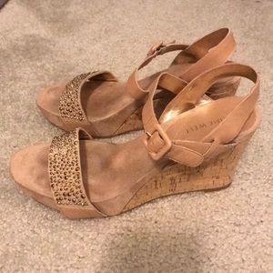 Nine West Wedges Tan With Gold Studs